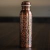 Bouteille d'Eau en Cuivre Pur Gravure Florale Antique - 1L – Image 2