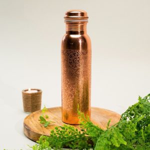 Bouteille d'eau en cuivre pur avec motif floral, ± 1L