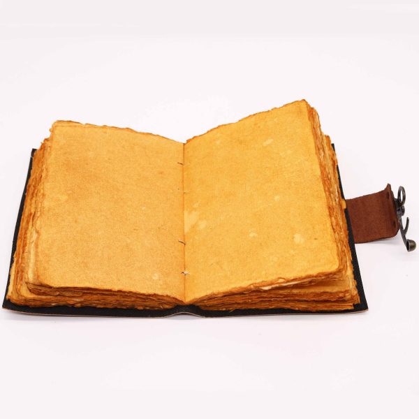 Carnet de Notes en Cuir Lotus Mandala à Bords Pontés 18x13cm – Image 2